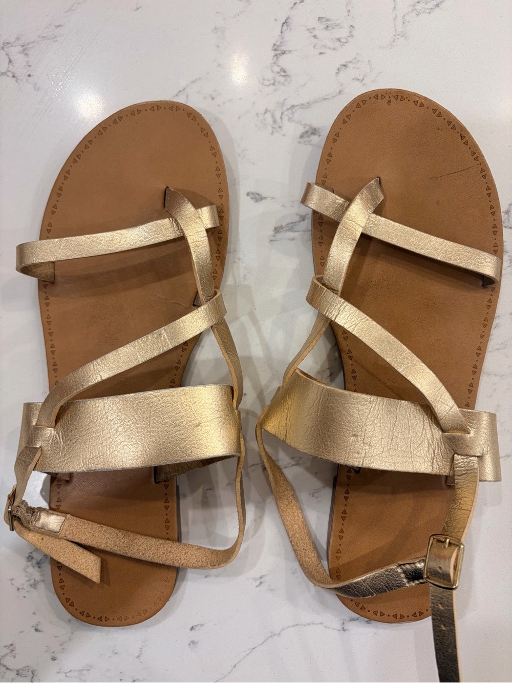 Vintage GAP Metallic Gold Leather Strappy Sandals | Size 8